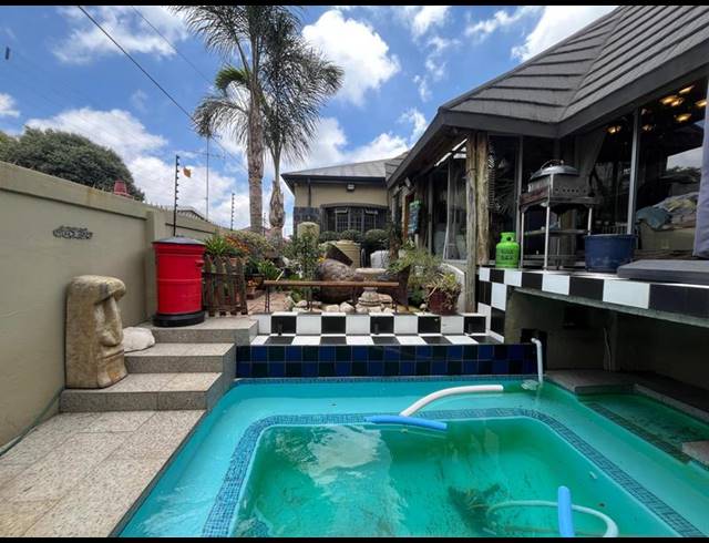 4 BEDROOM HOUSE FOR SALE IN KENSINGTON